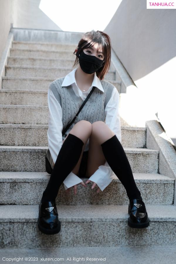 佘贝拉  [XiuRen]高清写真图 2023.01.17 No.6145 佘贝拉Bella 南京旅拍第23张图片